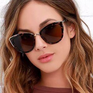 $ 3 for $30 🍍(NEW) Tortoise Cat Eye Sunglasses